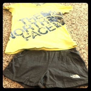 North Face Girls Shirt/Short Set, Size YM 10-12